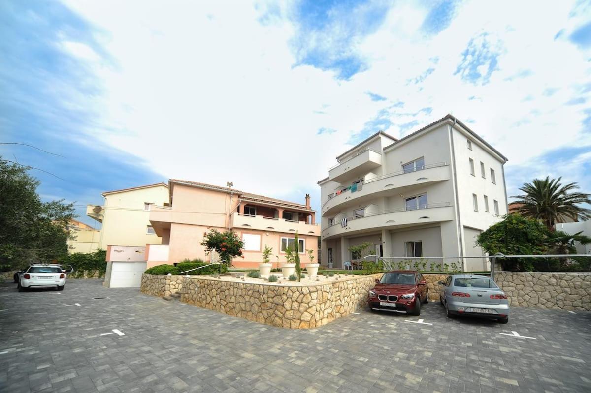 Apartment Avada 诺瓦利娅 外观 照片